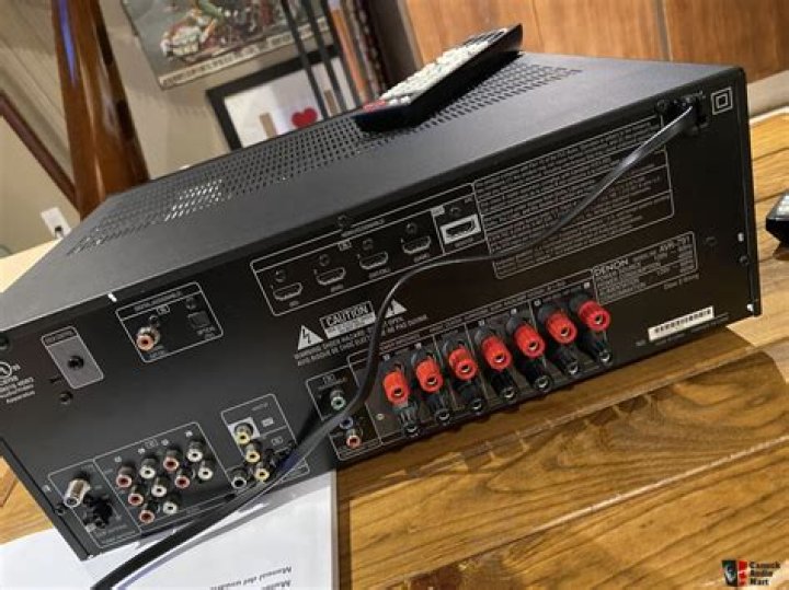 Is the Denon avr-791 an iPod dock?
