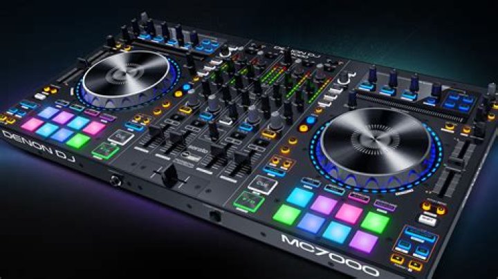 Is the Denon DJ mc7000 a DJ controller?