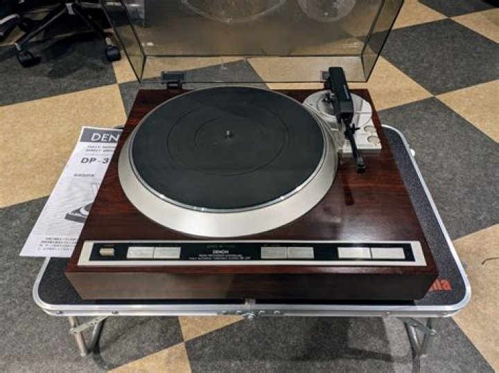 Is the Denon DP 37F an audiophile turntable?