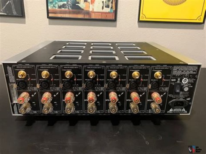 Is the NAD M27 surround power amplifier good?