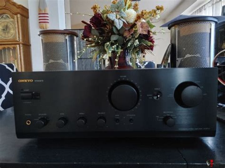 Is the Onkyo a9711 a good budget amplifier?