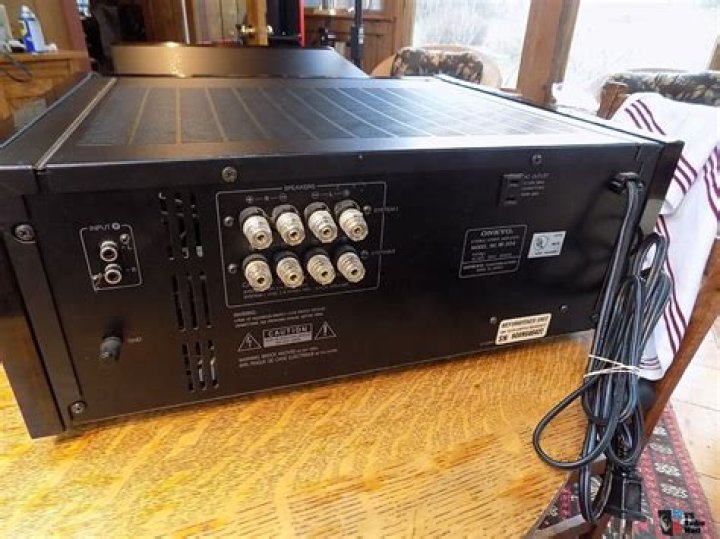 Is the Onkyo M-504 solid state power amplifier good?