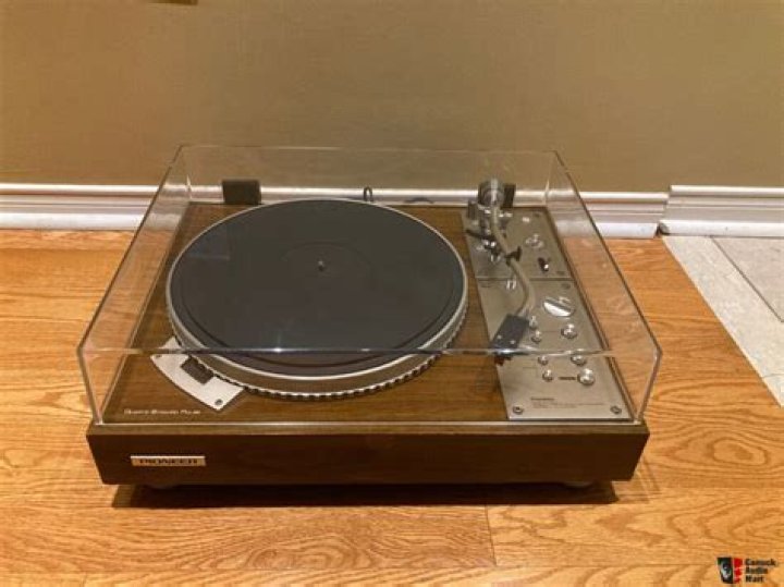 Is the pioneer pl-570 a direct drive turntable?