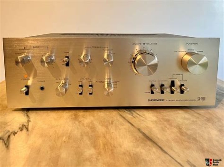 Is the pioneer sa-7500 an integrated amplifier?
