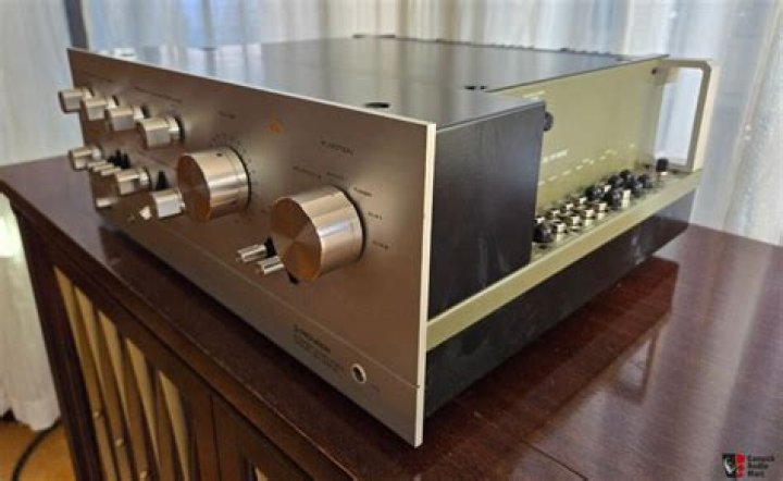 Is the pioneer sa-9500 a good stereo amplifier?