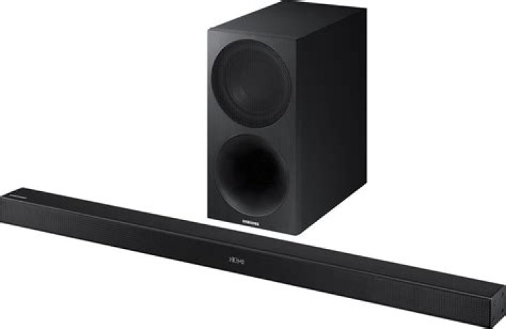 Is the Samsung hw-m450 sound bar wireless?
