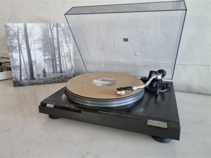 Is the Technics SL d2 a good turntable?