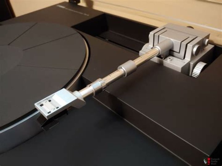 Is the Yamaha PX 3 a linear tracker?