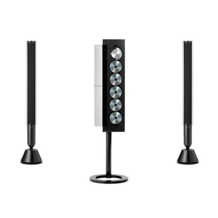 Is there a remote control for the BeoSound 9000?