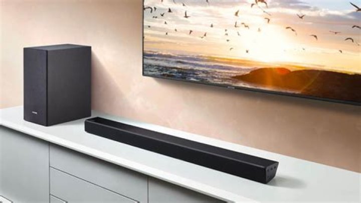 Is there a way to reset a Samsung sound bar?