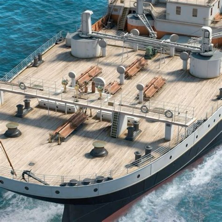 Was there a poop deck on the Titanic?
