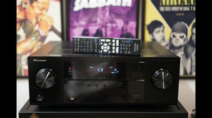 What are the controls on the pioneer vsx-521?