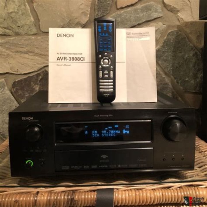 What are the features of the Denon avr-3808ci?
