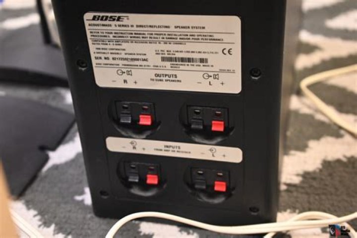 What are the specs of a Bose Acoustimass 5?