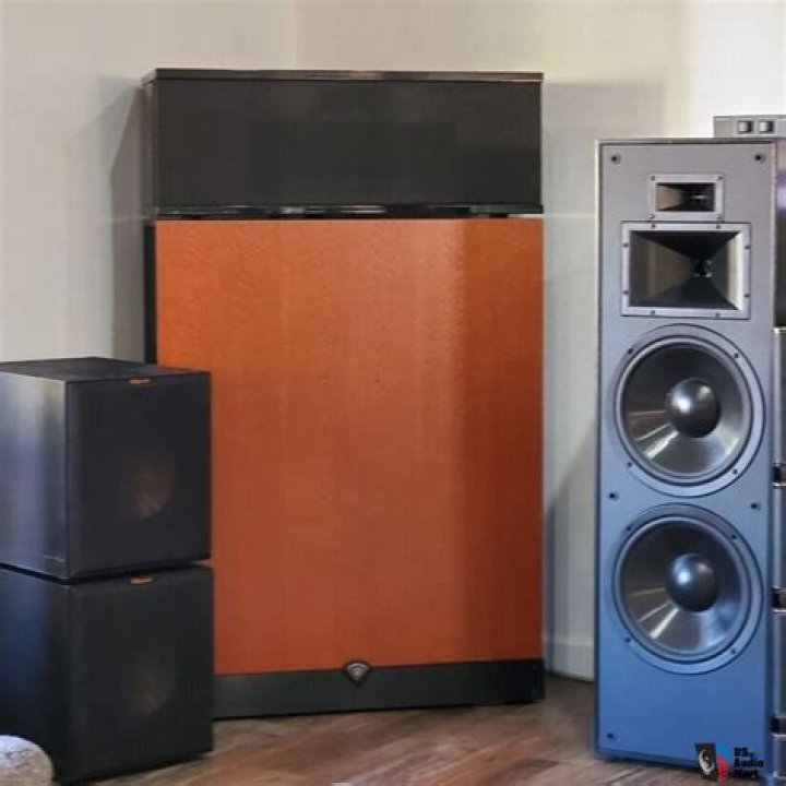What are the specs of a Klipsch klf-30?