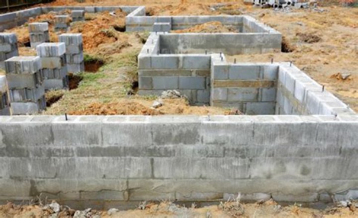 What are the steps in building a foundation?