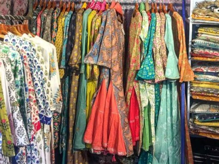 What clothes to wear in Jaipur?