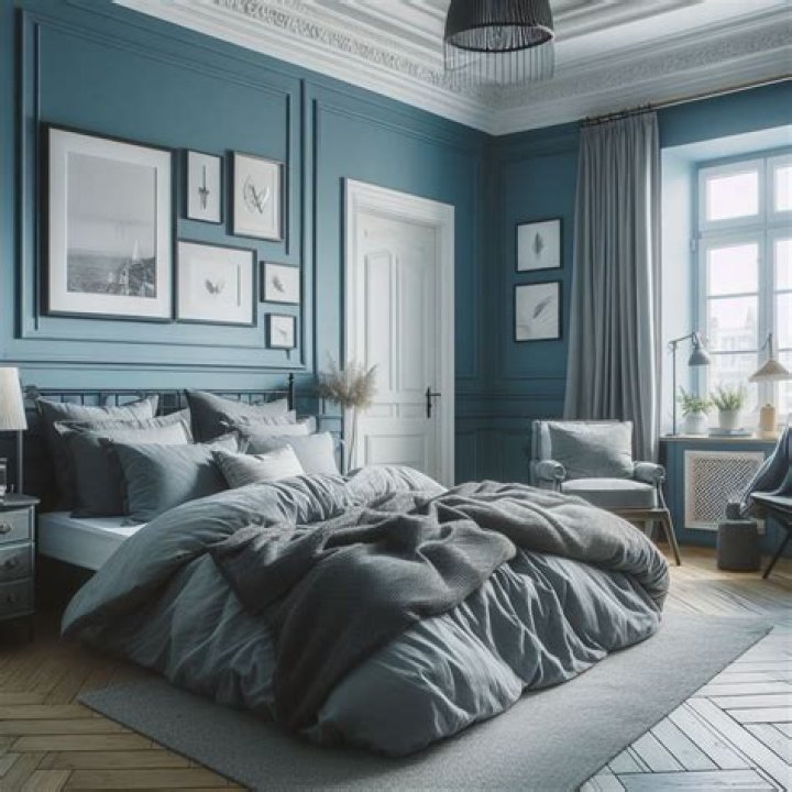 What color bedding goes with a blue wall?