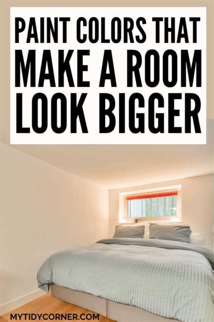 What color makes a room look clean?