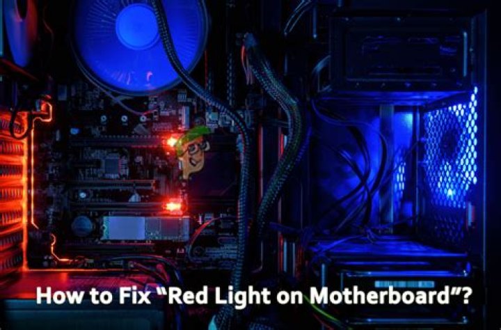 What does red light mean on computer?