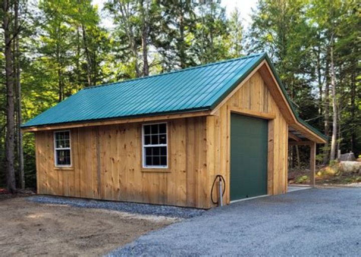 What is a one bay garage?