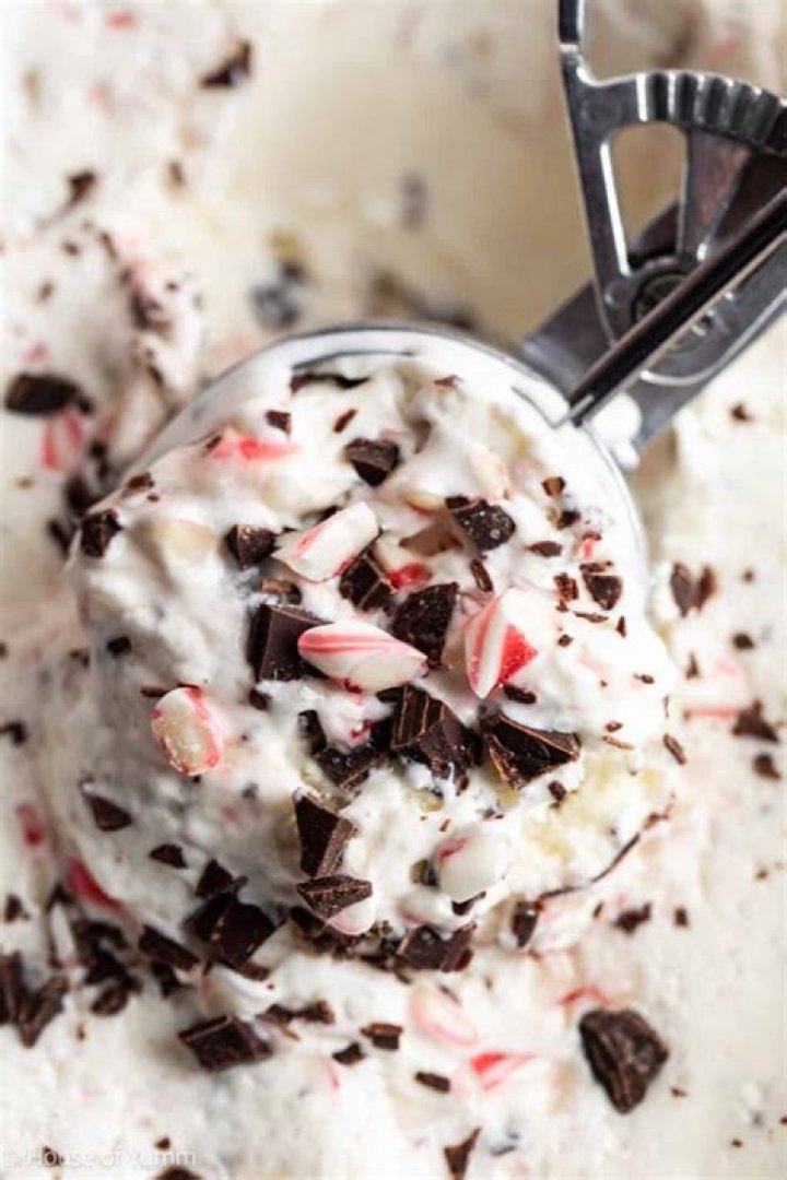 What is peppermint ice cream made of?