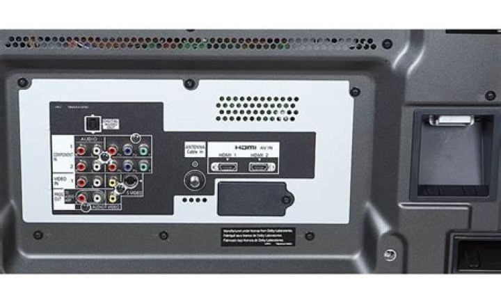 What is the contrast ratio on the Panasonic Viera th-50pz80u?