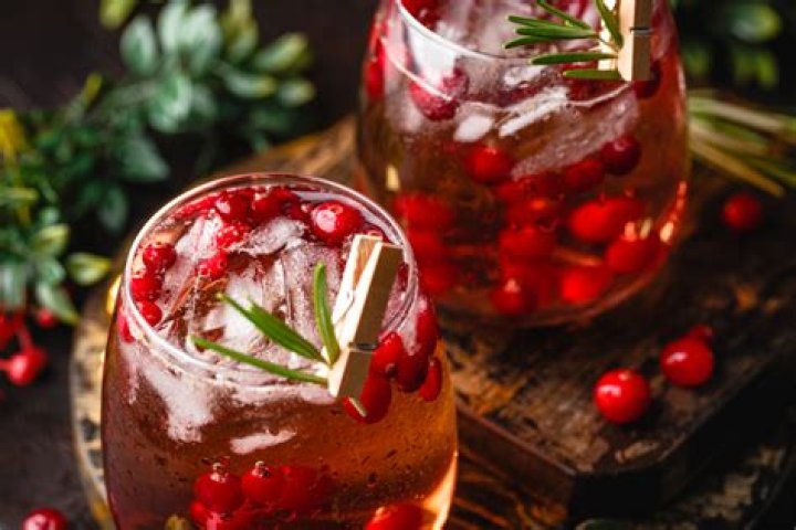 What is the healthiest cocktail?