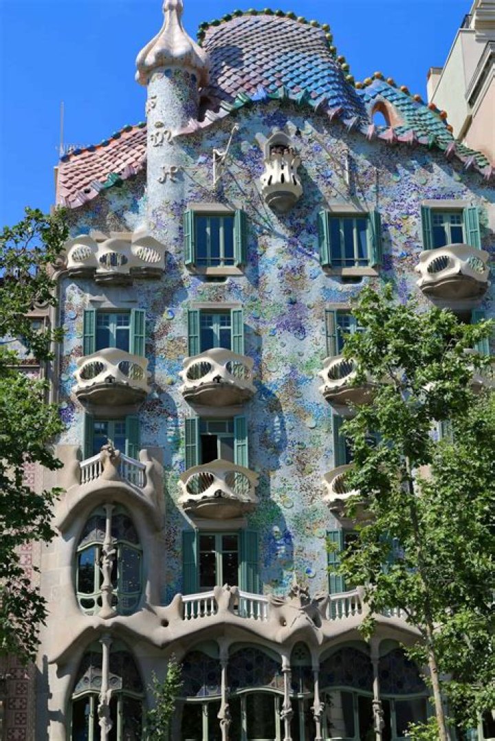 What is unique about Antoni Gaudi?