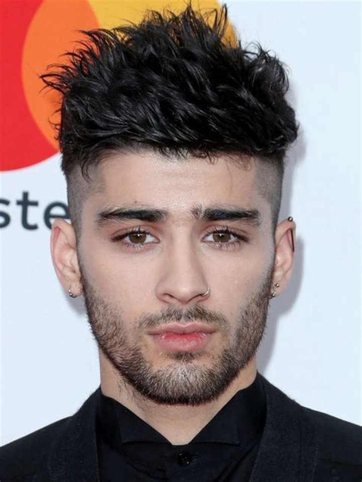 What is Zayn Malik Favorite food?