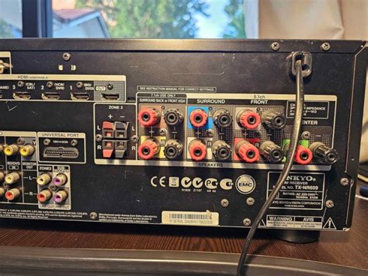 What kind of audio can a tx-nr609 play?