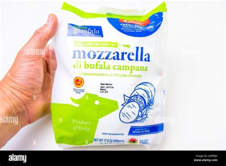 What kind of mozzarella cheese does Costco sell?