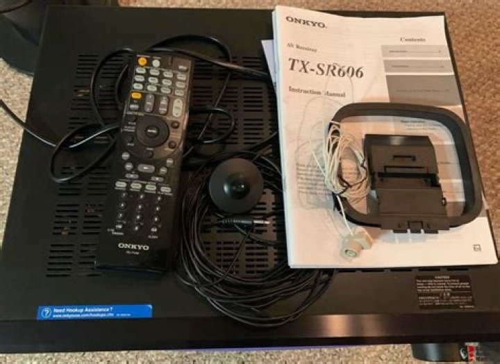 What kind of music does Onkyo tx-sr606 play?