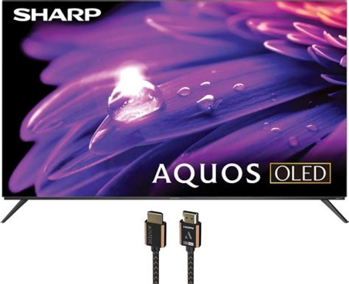 What kind of picture quality does Sharp Aquos TV have?