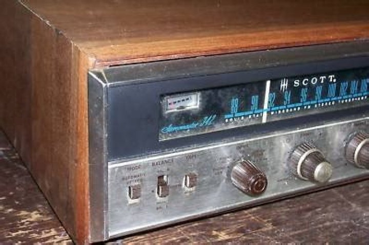 What kind of receiver does a HH Scott 342 have?