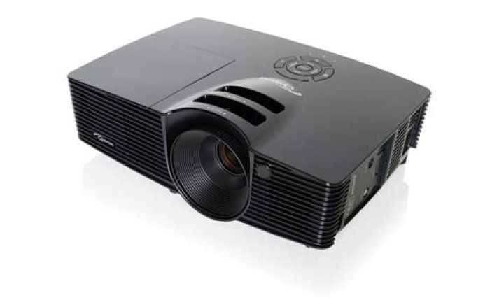 What kind of screen does Optoma hd141x projector have?