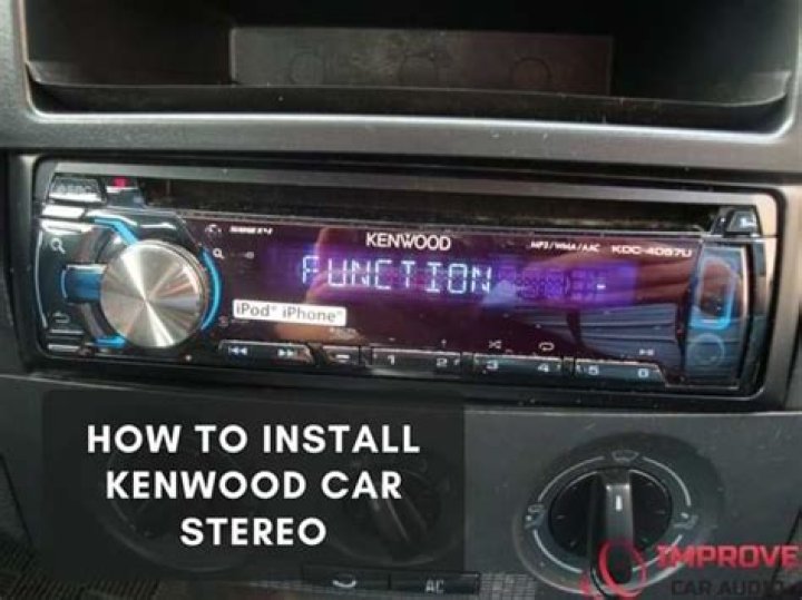 What kind of speakers do Kenwood cars have?