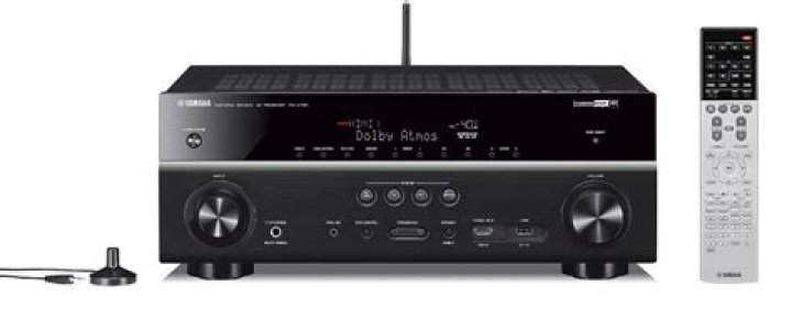 What kind of speakers does the Yamaha rx-v781 have?