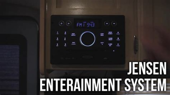 What kind of TV does a Jensen RV use?