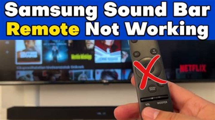 What should I do if my Samsung sound bar is not connecting to my TV?