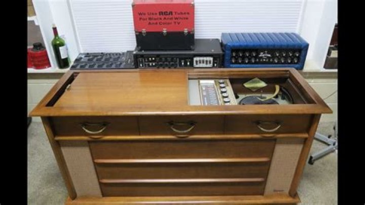 When did solid state take over the Magnavox console?