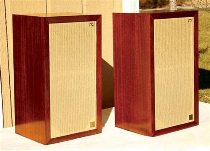 When did the AR 3 speakers come out?