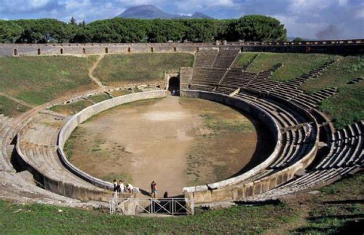 When was Pompeii amphitheater built?