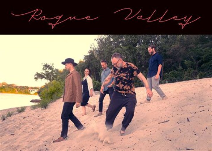 Where is Rogue Valley in Oregon?