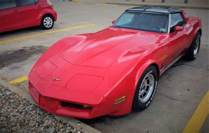 Where is the sender on a C3 Corvette?