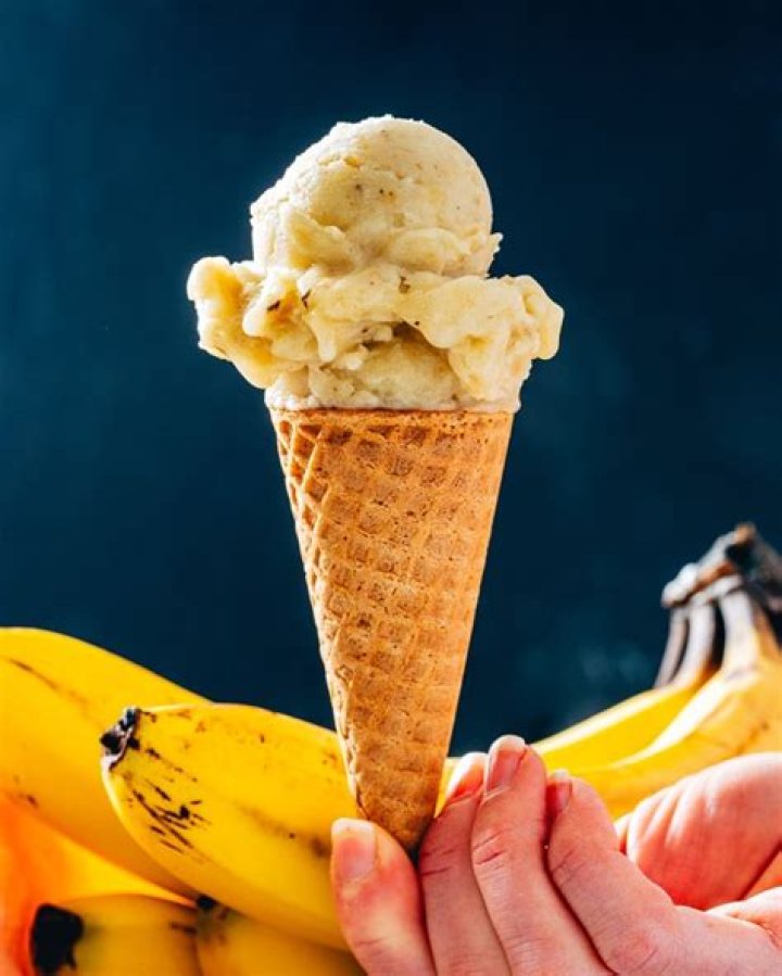 Which company makes banana ice cream?