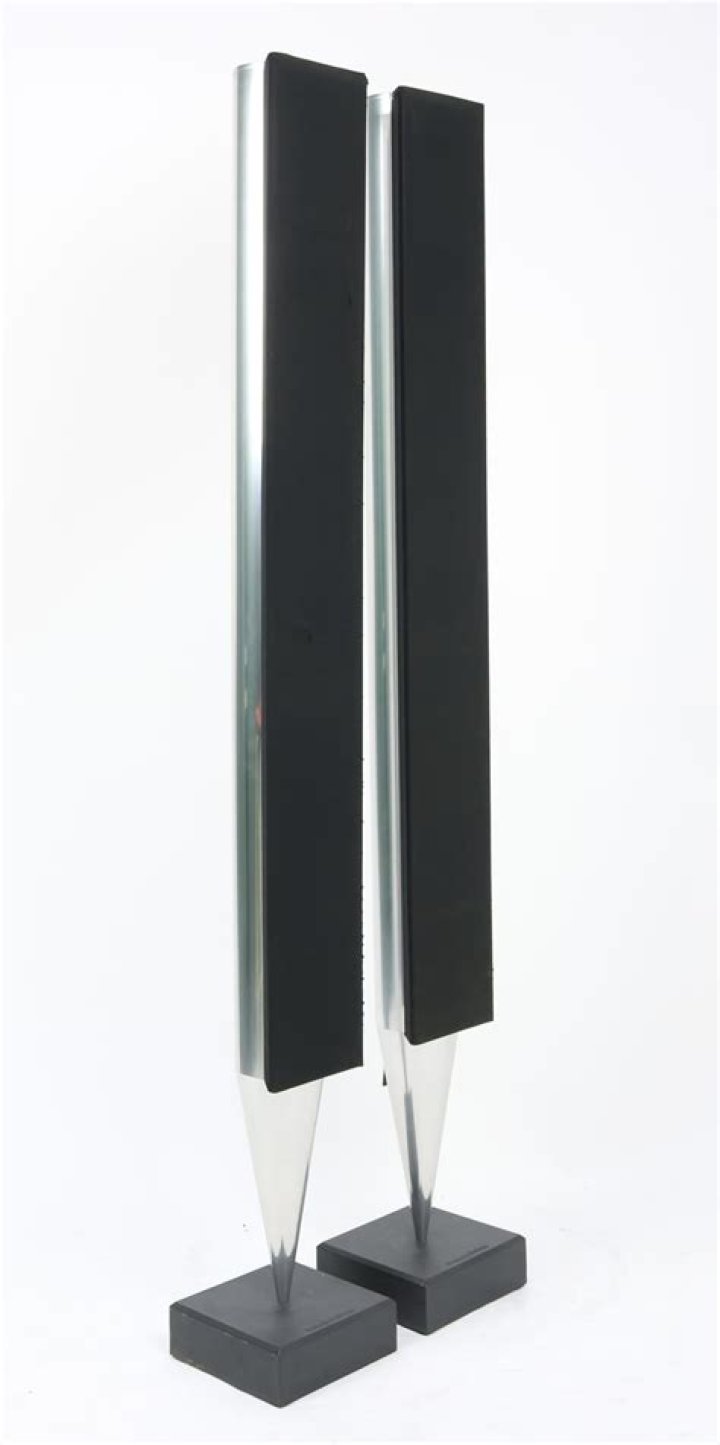 Which is better Bang and Olufsen Beolab 8000 speakers?