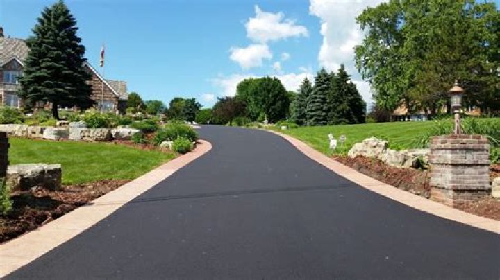Which is the best Blacktop driveway sealer?