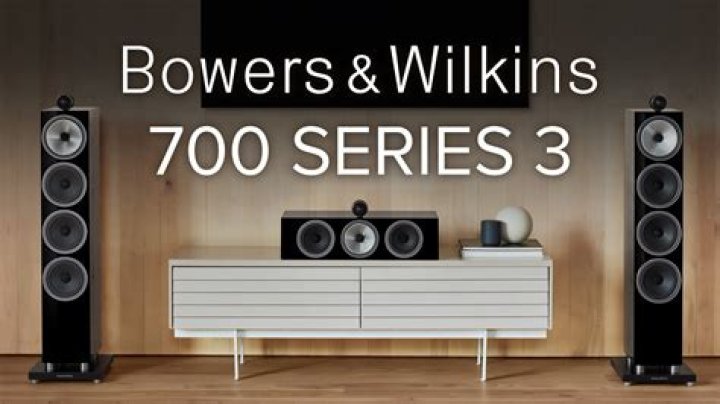 Which is the signature model of Bowers and Wilkins 700 series?