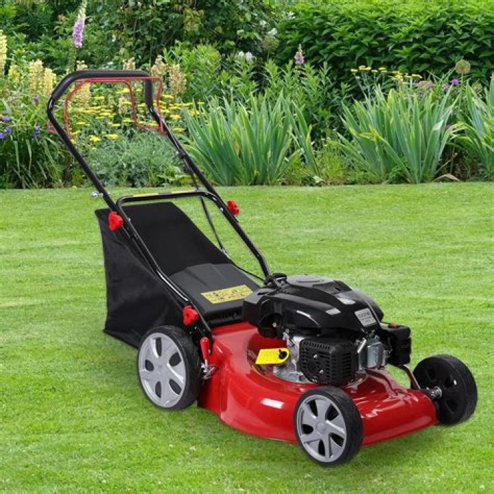Which lawn mowers are made in Australia?